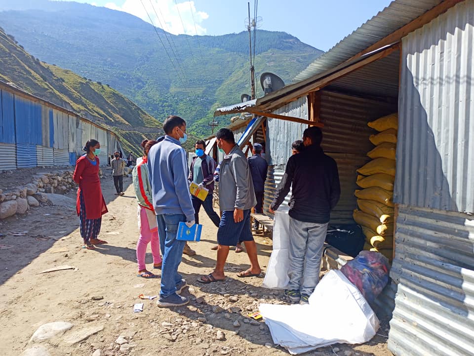 बुुढीनन्दा नगरपालिकाद्धारा बजार अनुुगमन