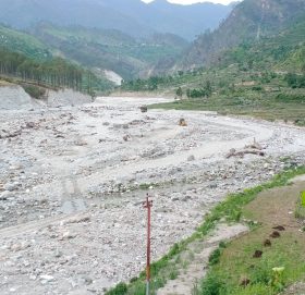 बुढिगंगा नदिको कटानले खेतियोग्य जमिन मासिदै, दर्जनौ बस्ति उच्च जोखिममा