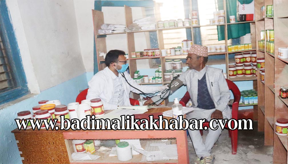कोल्टीमा चिकित्सक द्धारा आयुर्वेद उपचार सेवा, आयुर्वेद उपचार गर्ने बिरामिको संख्या बढ्दै