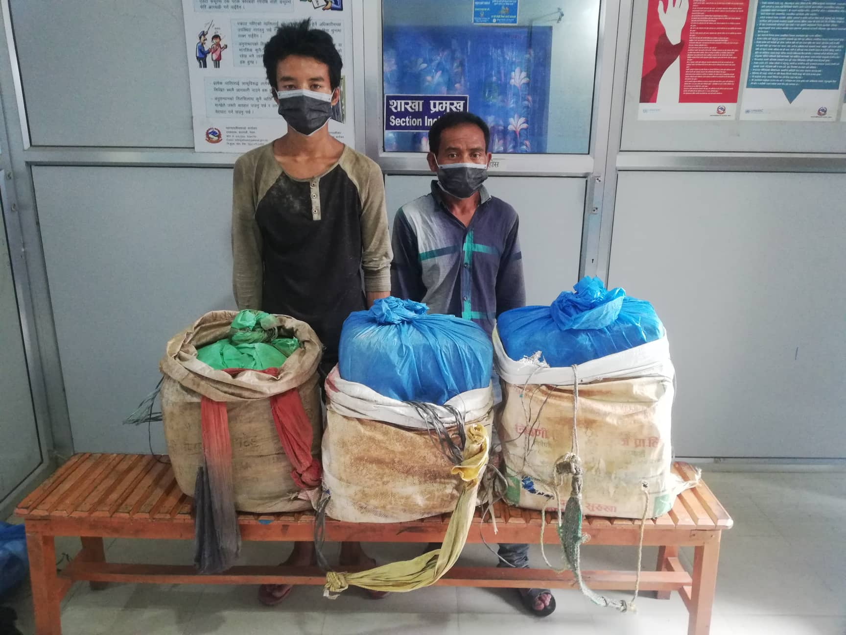 ४० किलो गाँजासहित पर्साबाट दुई जना पक्राउ