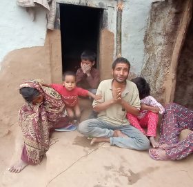 कोरानाको कहर सँगै हलिया परिवारमा खाद्य संकट