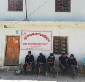 बुढीगंगा नगरपालिकामा स्थानियले ताला खोल्यो