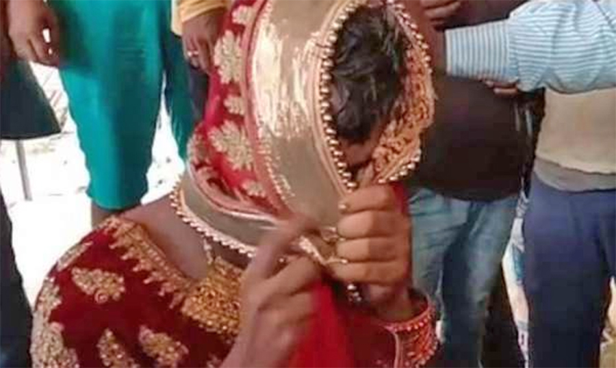 केटीको पहिरन लगाएर गर्लफ्रेण्डको बिहे मण्डपमा