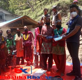 निर्धन उत्थान लघु बित्त बित्तिय सँस्था लिमिटेडद्धारा स्वास्थ्य सामाग्री वितरण