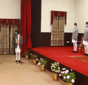 कामचलाउ सरकारका २०  मन्त्रीका १८ दिन