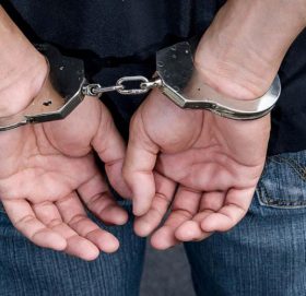 बाजुरामा भरुवा बन्दुक सहित एक जना पक्राउ