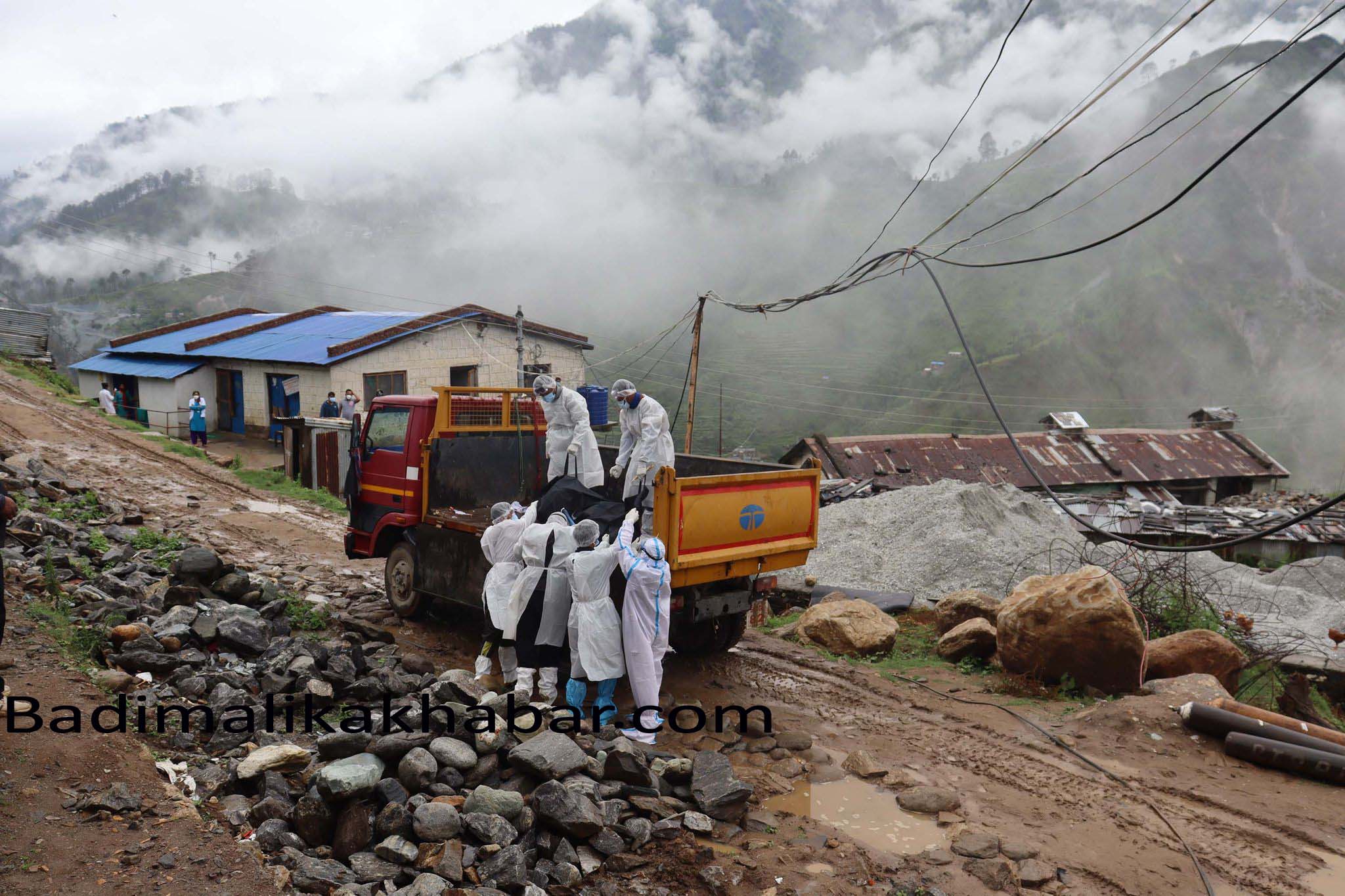 बडिमालिकामा कोरोनाका बिरामी र लाश बोक्ने चालकले पाएन जोखिम भत्ता