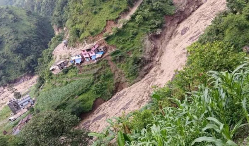 दार्चुलामा पहिरोले च्यापेर २ जनाको मृत्यु