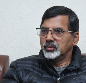 माओवादीबाट जनार्दन अर्थमन्त्री, ऊर्जामा पम्फा