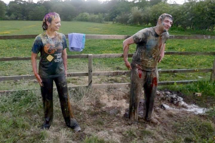 जहाँ बिहे अगाडि बेहुला बेहुलीलाई कुहिएका गोलभेँडा र अण्डाले हानिन्छ