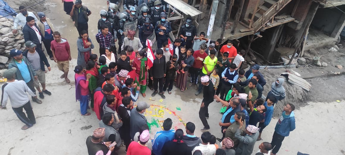 काँग्रेस बाजुराद्धारा अदालतकाे फैसलाको स्वागत, दिउसाे बिज्ञप्ती साँझ दिप प्रज्वलन