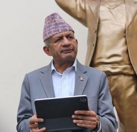 सरकारलाई विश्वासको मत नदिने एमाले स्थायी कमिटीको निर्णय