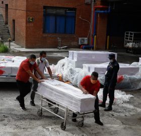 मलेसियाबाट एकैदिन ६ श्रमिकको शव र १५ जनाको अस्तु ल्याइयो