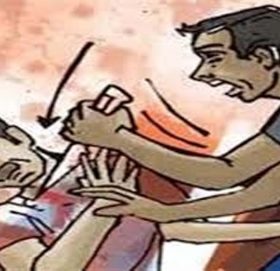 अदालतको गेटमै व्यवसायीमाथि खुकुरी प्रहार