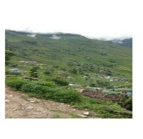 पहिरोको जोखिममा मना गाउँ स्थानीय त्रसित