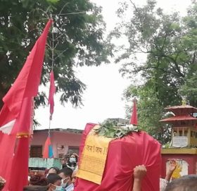 बाजुराको बडीमालिका मन्दिरमा डोटीबाट सरकारी डोल पठाइयो