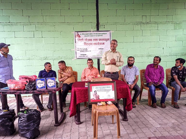 असहाय का लागि भोजन सेवा कार्यक्रम सम्पन्न।