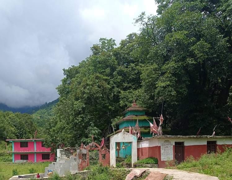 बझाङमा लाग्ने धार्मिक तथा प्रसिद्ध सुर्मा देवी बिरीजात मेला सुरु ,