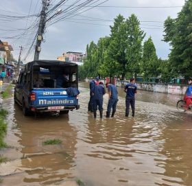 धनगढीमा भारी वर्षा हुदाँ बिभिन्न क्षेत्रहरु डुवानमा