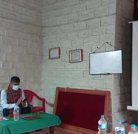 जिल्ला अस्पताल बाजुरा र प्रतिनिधि सभा सदस्य लालबहादुर थापा बिच अन्तक्रिया कार्यक्रम