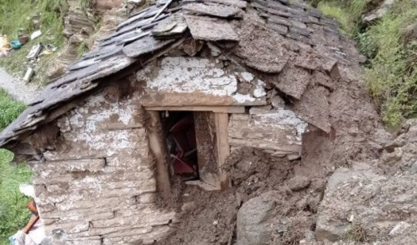 दार्चुलामा पहिरोले पुर्दा एक जनाको मृत्यु, दुई जना वेपत्ता