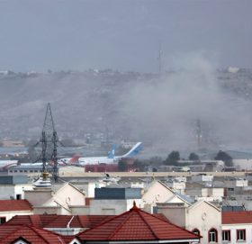 काबुल विमानस्थलमा फेरि आतंकवादी हमला हुन सक्ने चेतावनी