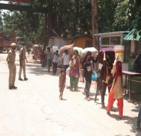 सुदूरपश्चिममा भारतबाट फर्कनेहरुका कारण कोरोनाको जोखिम बढ्दो