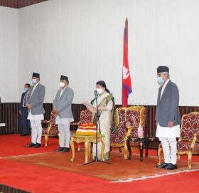 प्रदेश-२ का नवनियुक्त प्रदेश प्रमुख हरिशंकर मिश्रले लिए शपथ