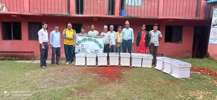 बझाङको थलारामन १० दिने आधुनिक मौरी घार निर्माण तालिम सम्पन्न