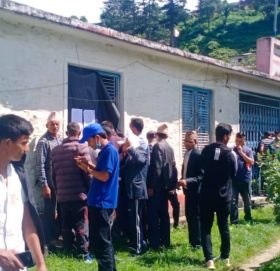 बाजुरा : नेपाली काँग्रेस बडिमालिका नगरपालिकामा सहमती नभएपछि मतदान प्रक्रियामा