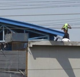 जेलमा दुई समूहबीच झडप, ११६ को मृत्यु