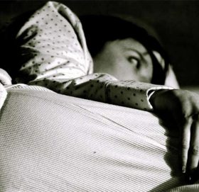 यी महिला, जो ४० वर्षदेखि निदाएकी छैनिन्