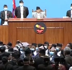 प्रतिनिधि सभा बैठकमा एमाले सांसदको होहल्ला र नाराबाजी