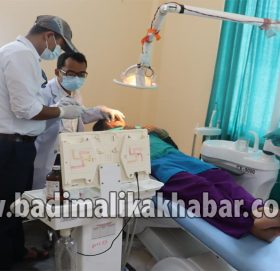 बाजुरामा चिकित्सक द्धारा दातको उपचार सेवा