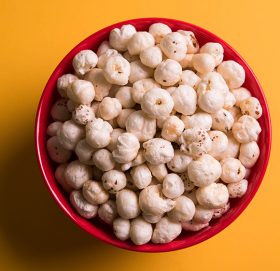 यी चार समस्या भएका मानिसहरूले खानु हुँदैन मखना