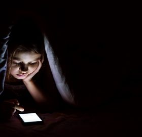 जोखिममा बालबालिका, प्रविधिको दूरुपयोग बढ्दो