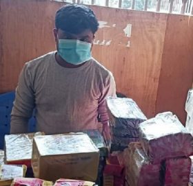 ठुलो परिमाणमा पटाकाका साथ पक्राउ