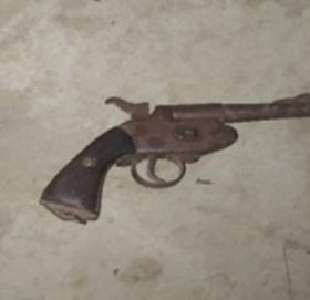 मोटरसाइकलसहित पेस्तोल बरामद