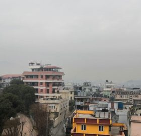 वायु प्रदूषण जाँच्न नयाँ मापदण्ड, दबाबमा नेपाल