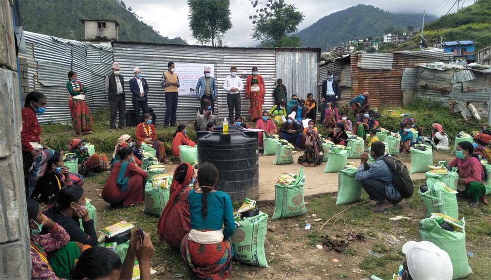 साहस नेपालद्धारा दश लाख भन्दा बढिको खाद्यान्न बितरण