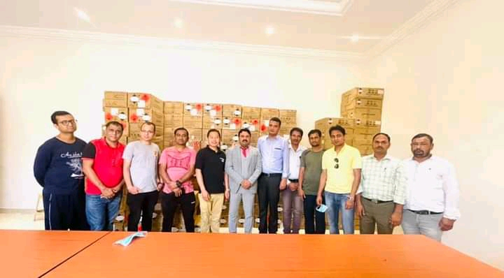 कतारमा २० हजार नेपालीलाई स्यानिटाइजर वितरण