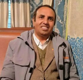 बझाङको अधिवेशनमा खटिएका निर्वाचन अधिकृत नगदसहित सम्पर्कविहीन:चुनाव भयो स्थगित