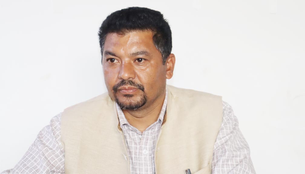 बाजुरा काँग्रेस सभापतिमा निर्णायक बन्दै चक्र शाह