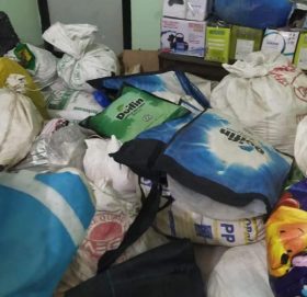 धनगढीमा ४ लाख बढीको अवैध सामान बरामद