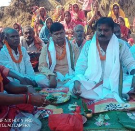 मेयर शेख वकिलको प्रमुख अतिथिमा बिधायक प्रत्याशी गीरिले गरे शिवचर्चा भवनको शिलान्यास