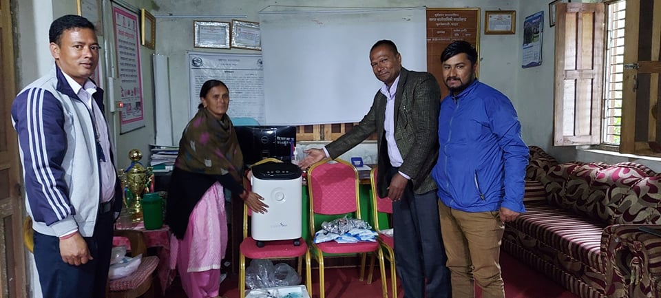 अस्थाई कोभिड अस्पताल टाँटेलाई स्वास्थ्य सामाग्री हस्तान्तरण