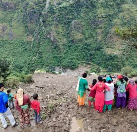 बझाङ पहिरोमा अझै १९ जना बेपत्ता, खोजी कार्य स्थगित
