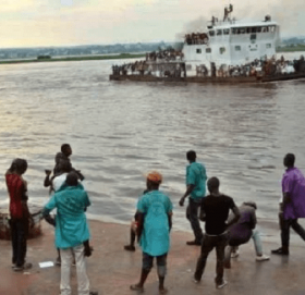 कङ्गोमा डुङ्गा दुर्घटनामा १०० भन्दा बढीको मृत्यु