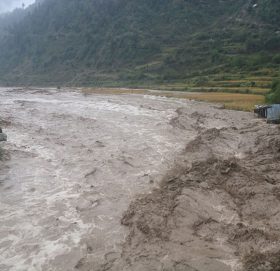 बाढी पहिरोबाट ज्यान गुमाउनेको संख्या १०० नाघ्यो, ४१ जना बेपत्ता