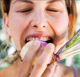 चिसो मौसममा शरीरलाई तातो बनाउने यी ५ खानेकुरा